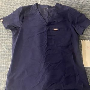 Figs Navy Scrub Set size small